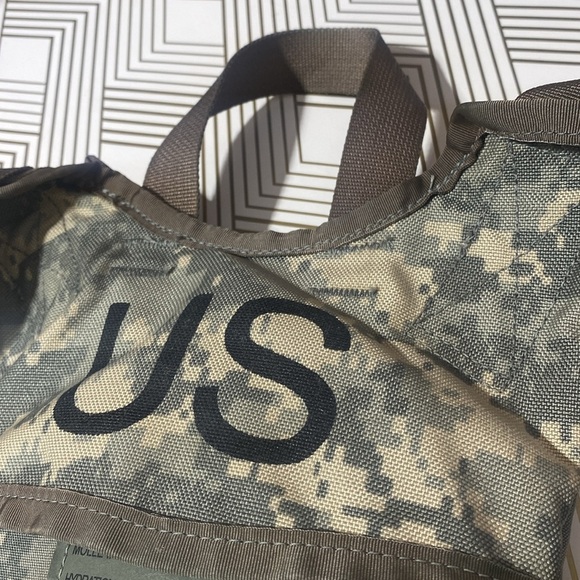 Army acu hydration backpack